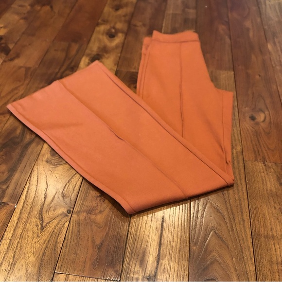 NWOT a new day High waisted with Flare orange pants
Stretchy material, size 4 - Picture 3 of 10
